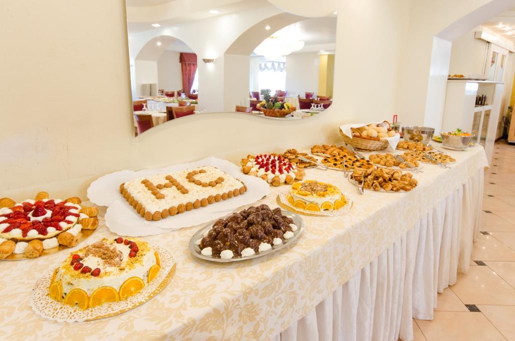 Hotel Червия Экстерьер фото